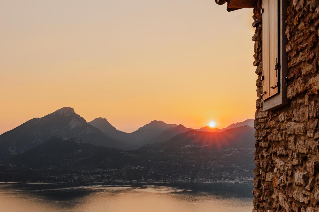Favai Hills Your Secret Hideaway Бренцоне сул Гарда Екстериор снимка
